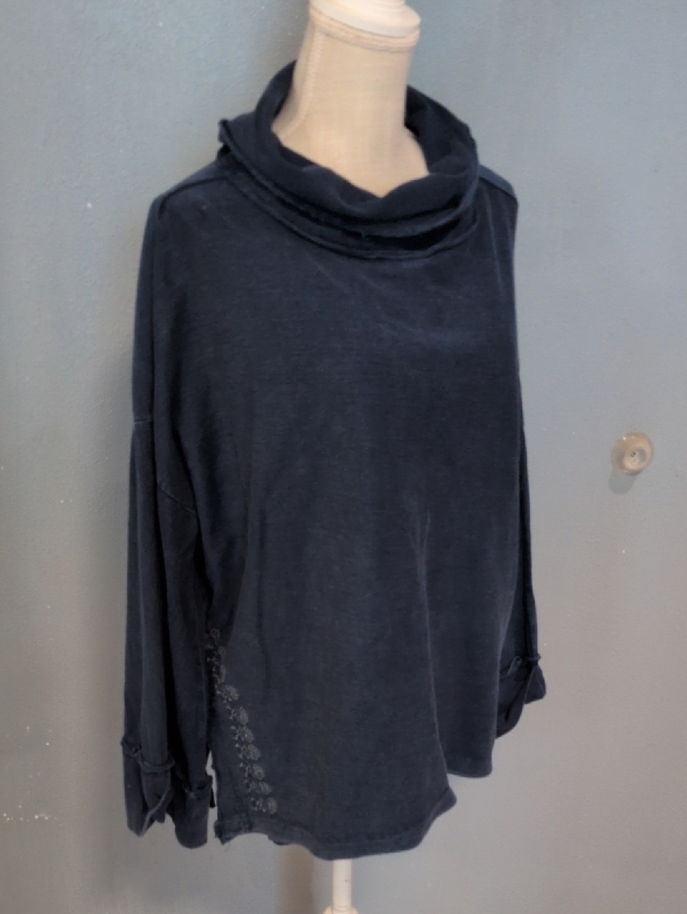 Sundance Boho Denim 100% Cotton Cowlneck Flowy Floral Embroidery Sweater Chunky